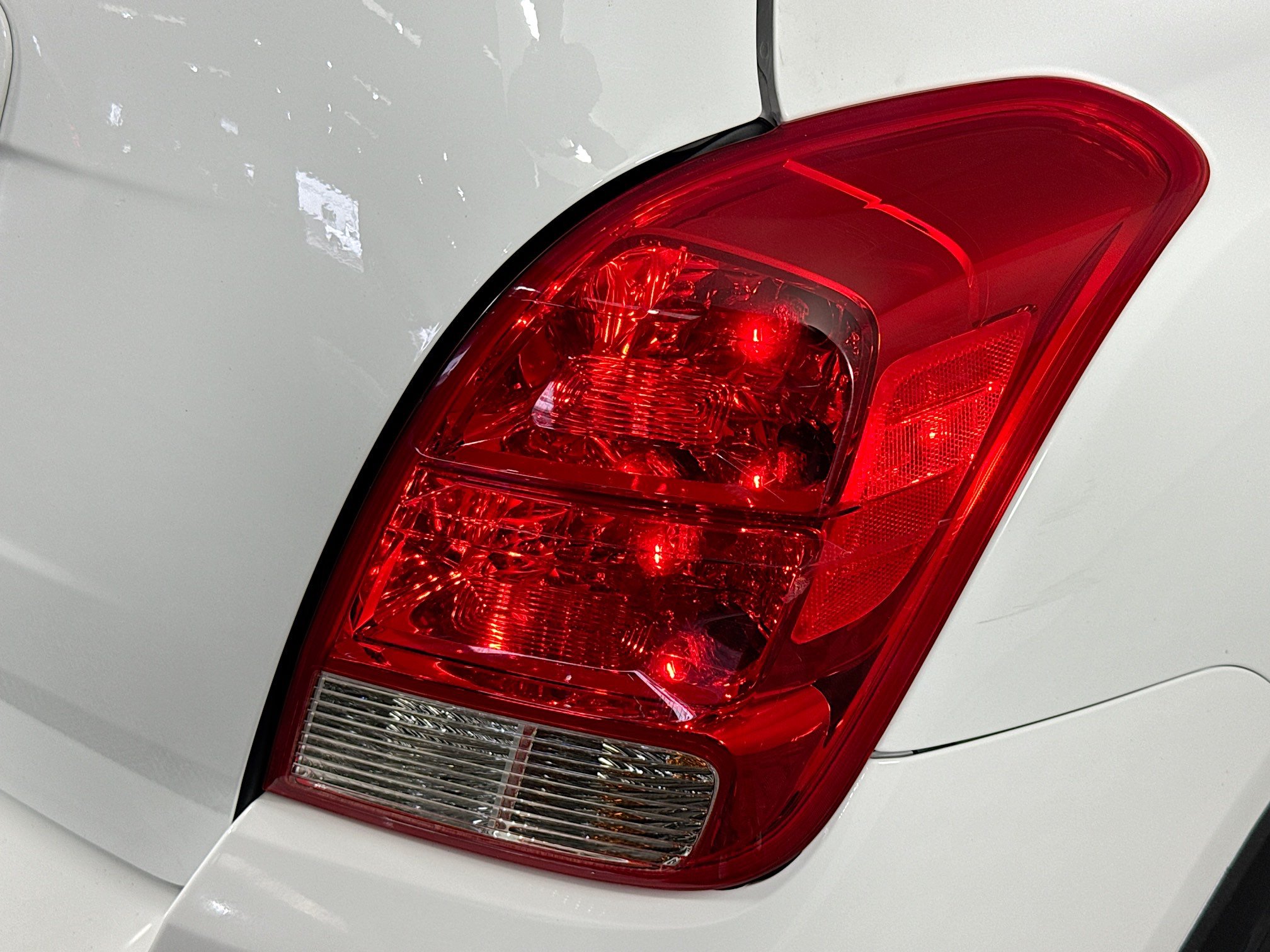 Used 2022 Chevrolet Trax LS w/ Tint and Cruise Package FWD image 32