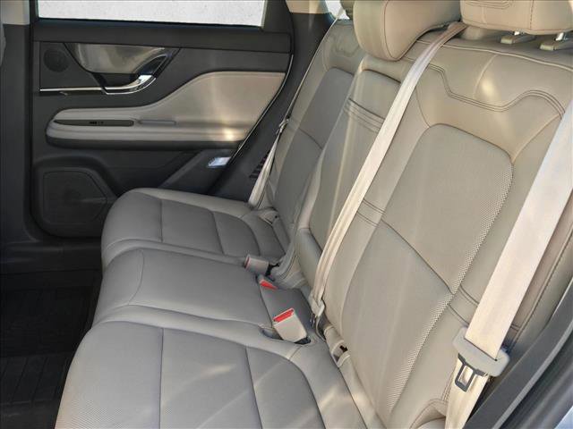 Certified 2023 Lincoln Corsair FWD w/ Equipment Group 101A image 16