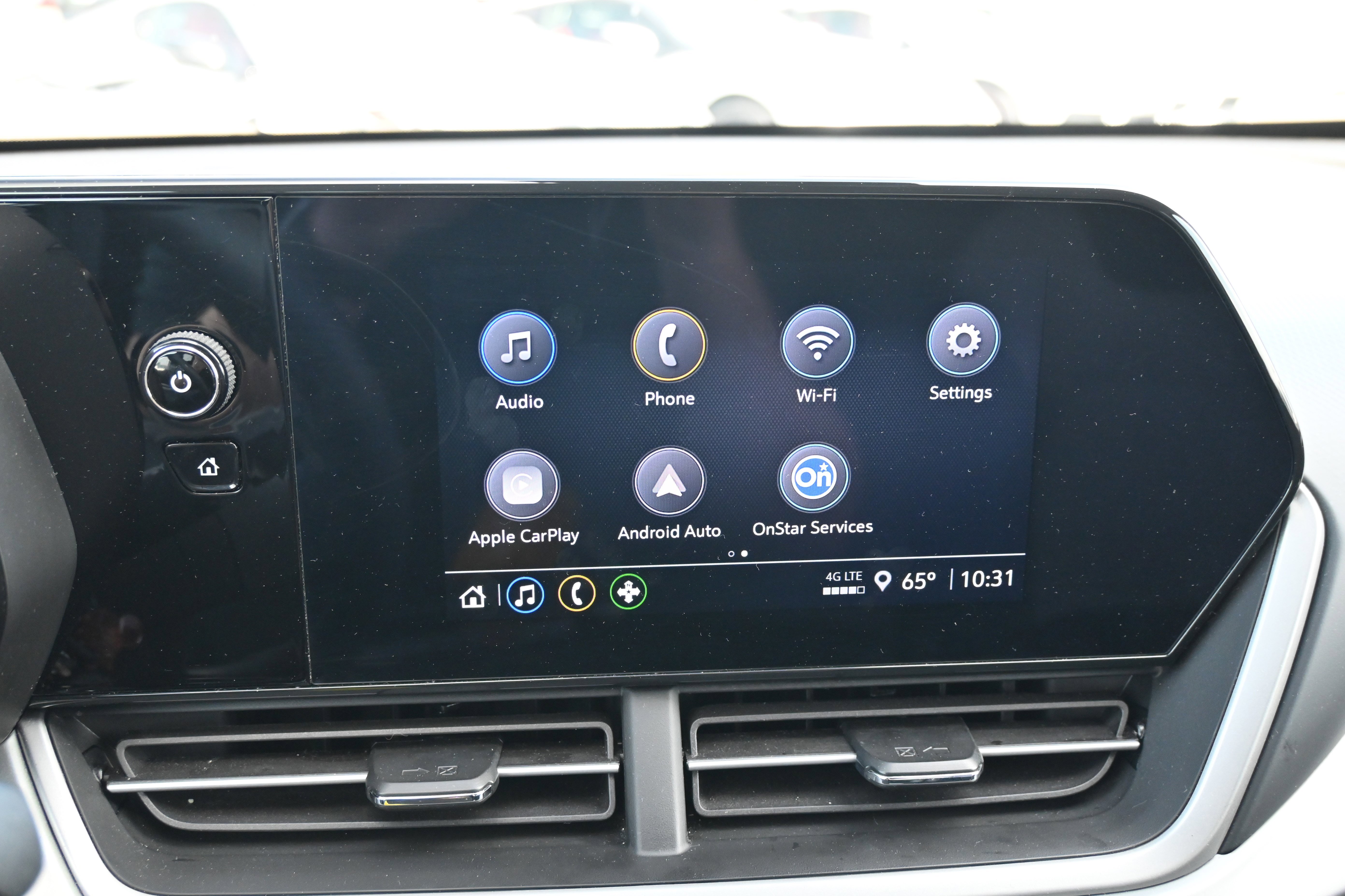 Used 2024 Chevrolet Trax LS w/ LS Convenience Package image 8