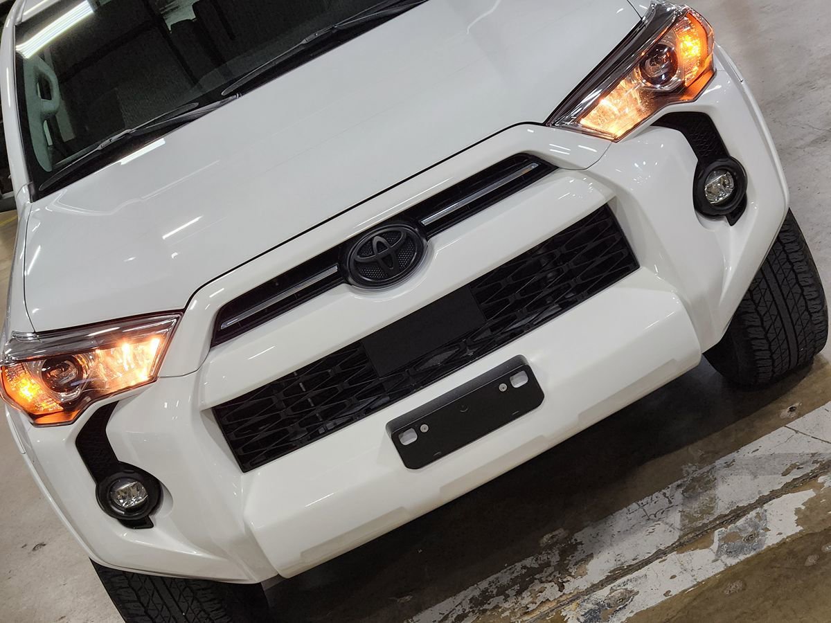 Used 2022 Toyota 4Runner SR5 RWD image 17