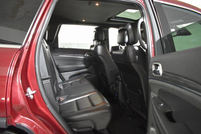 Used 2019 Jeep Grand Cherokee Limited AWD/4WD image 34
