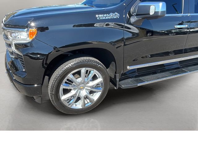 Used 2024 Chevrolet Silverado 1500 High Country w/ High Country Premium Package image 34