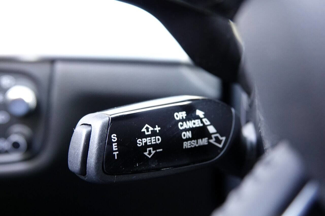 Used 2015 Audi A8 3.0T w/ Premium Package AWD/4WD image 92