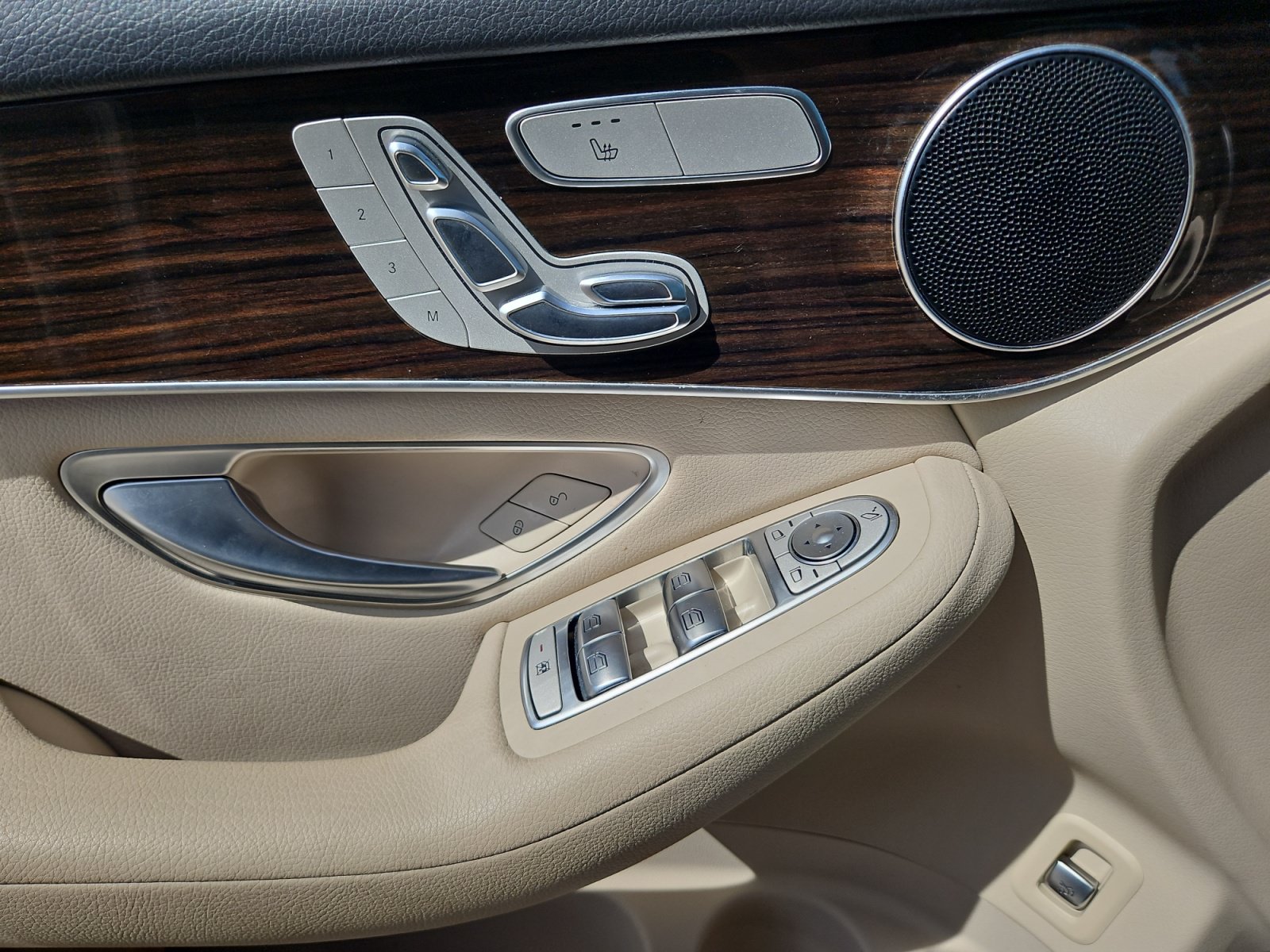 Certified 2020 Mercedes-Benz GLC 300 image 9