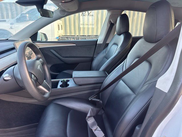 Used 2022 Tesla Model Y Long Range AWD/4WD image 9