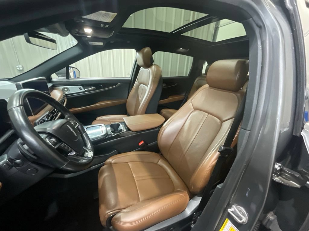 Used 2023 Lincoln Nautilus Reserve w/ Equipment Group 202A AWD/4WD image 10