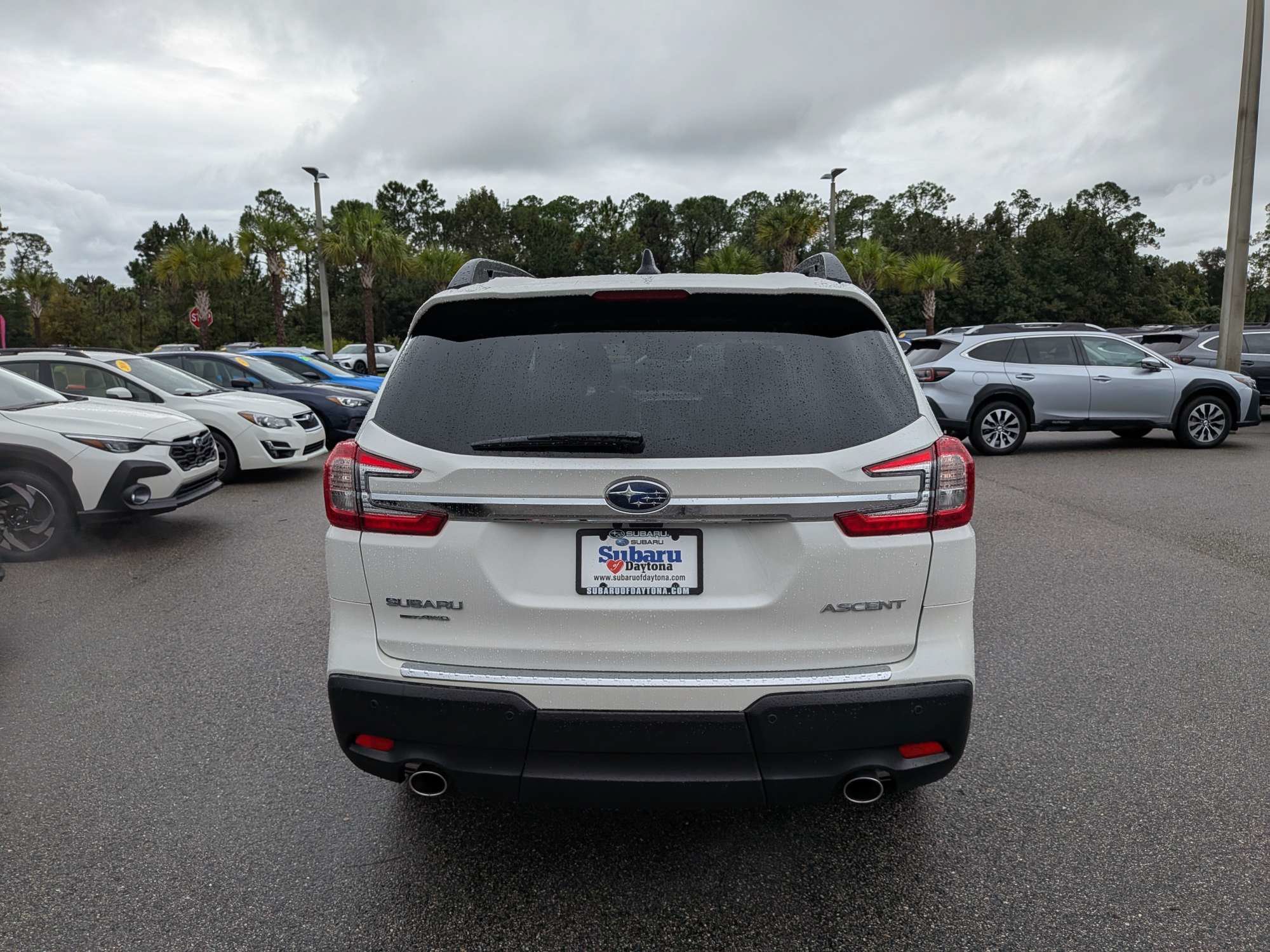 Certified 2025 Subaru Ascent Premium w/ Premium Package AWD/4WD image 5