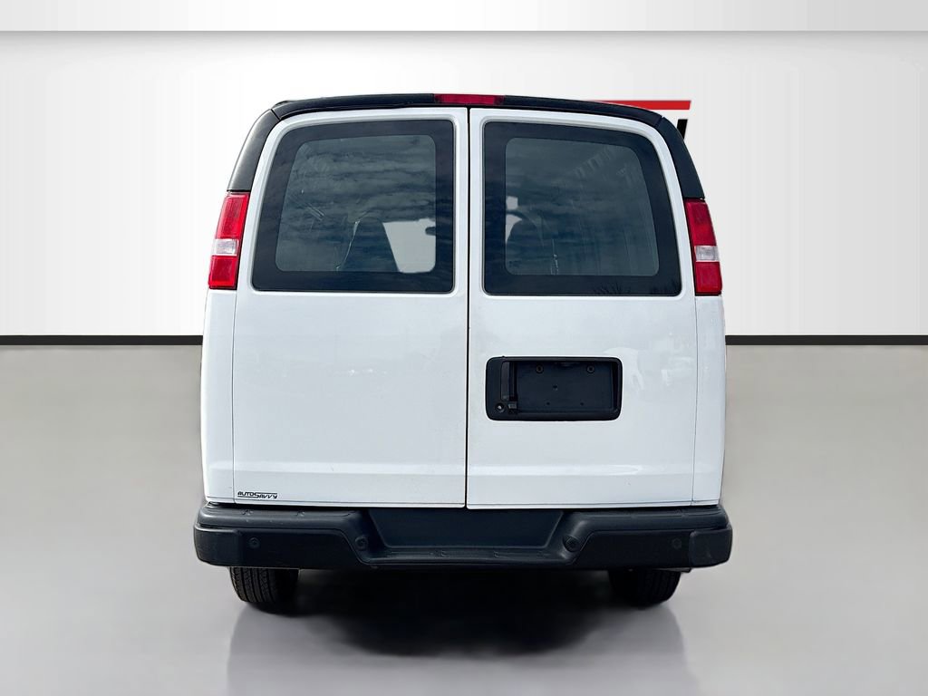 Used 2024 Chevrolet Express 3500 Extended w/ Driver Convenience Package image 6