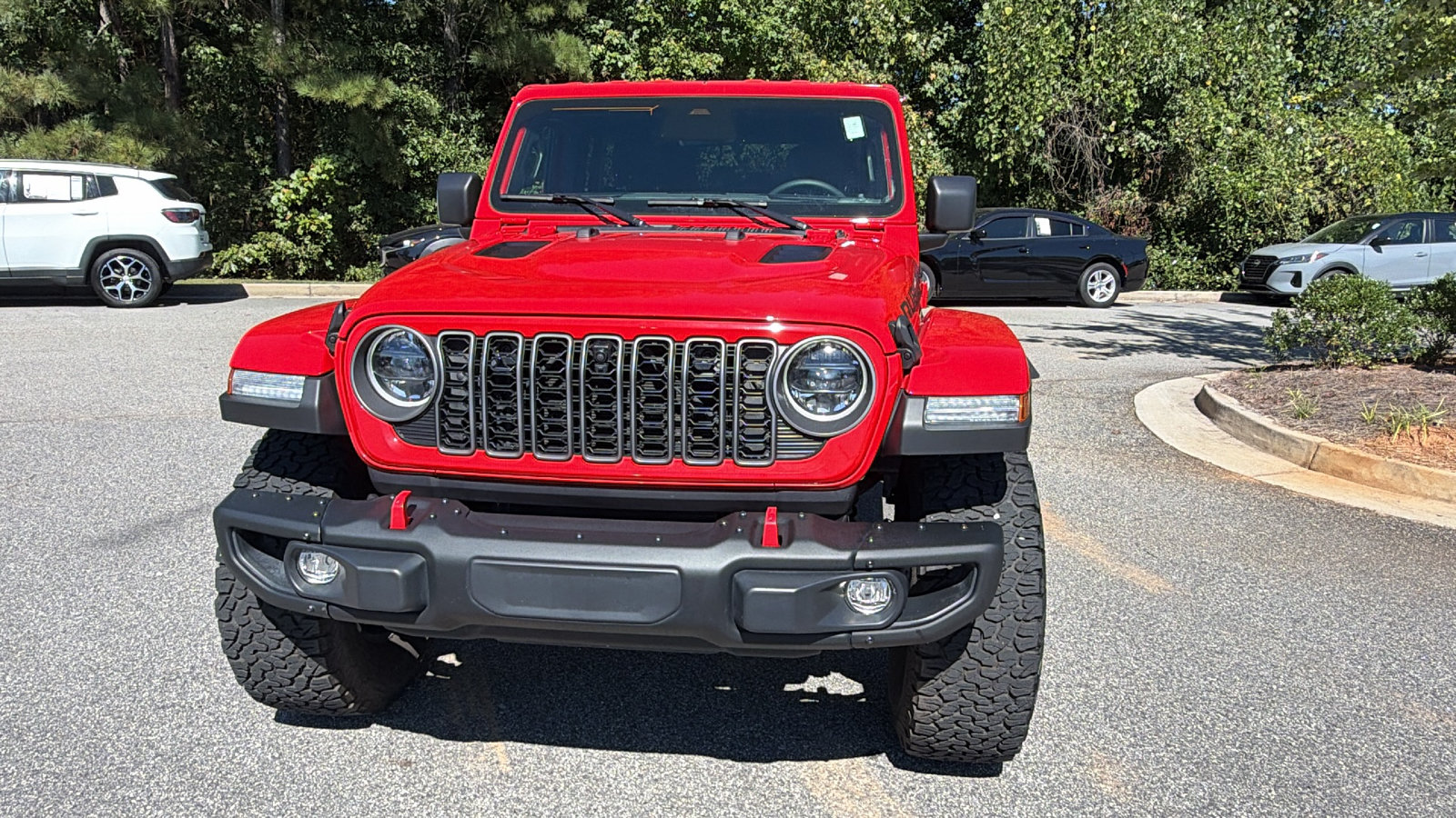 Used 2026 Jeep Wrangler Unlimited Rubicon AWD/4WD image 3