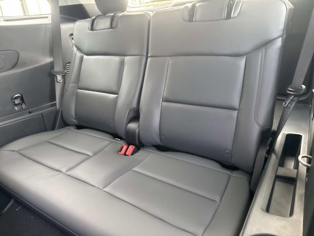 New 2026 Ford Explorer Active w/ Active Comfort Package image 16