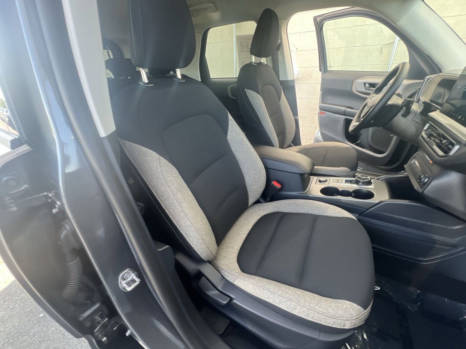 Used 2025 Ford Bronco Sport Big Bend w/ Convenience Package AWD/4WD image 34
