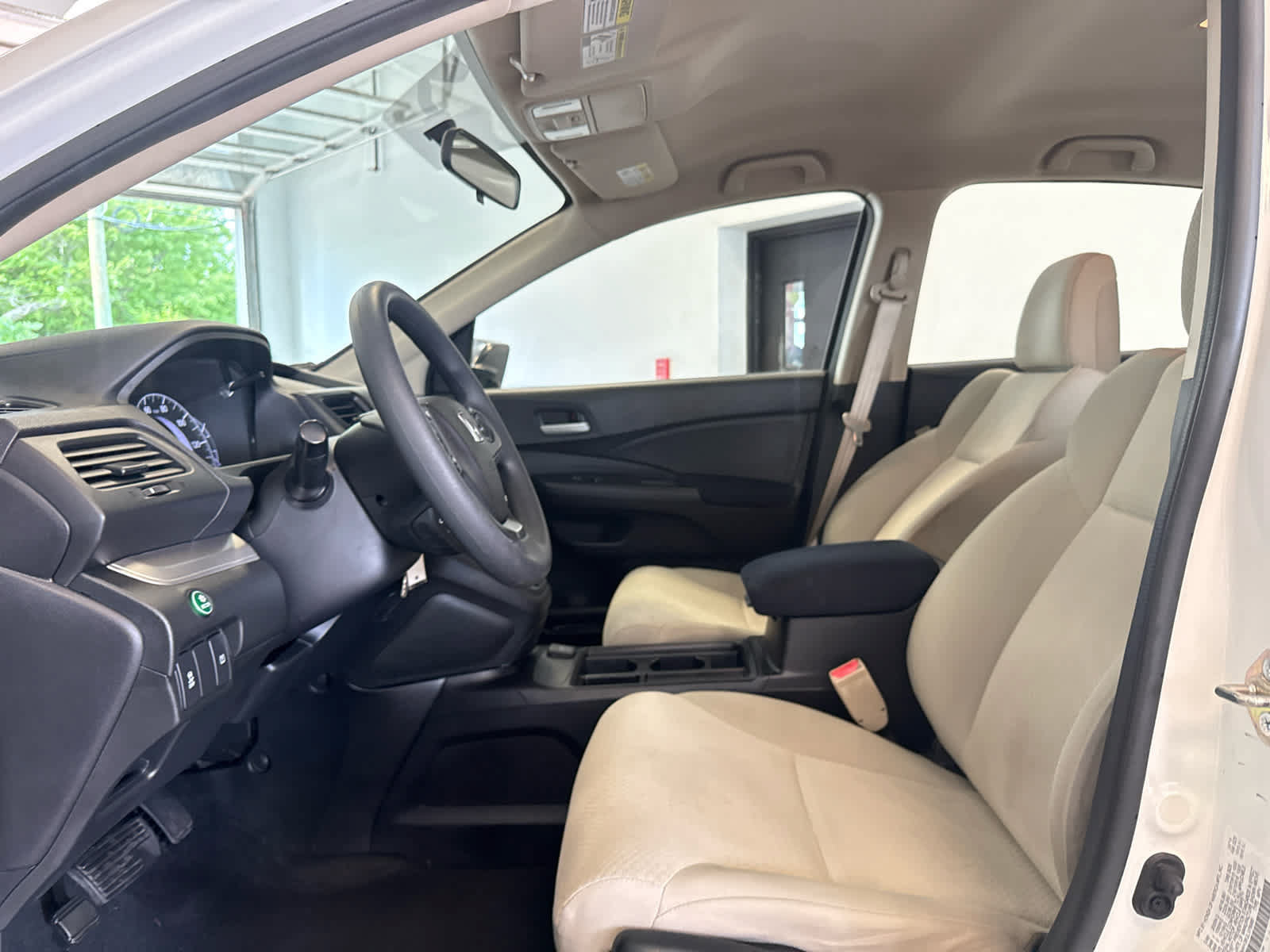 Used 2016 Honda CR-V LX image 11