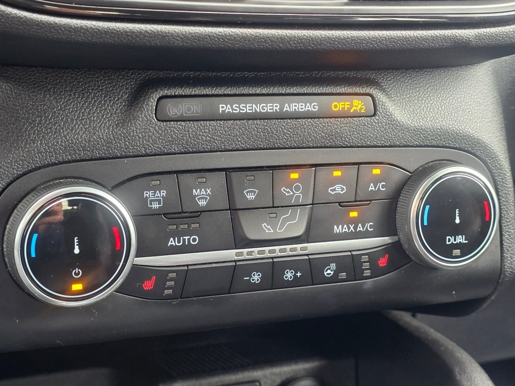 Used 2025 Ford Escape ST-Line Select AWD/4WD image 41