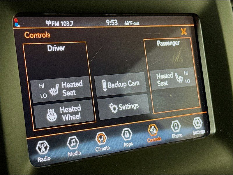 Used 2019 Jeep Cherokee Latitude Plus w/ Cold Weather Group image 20