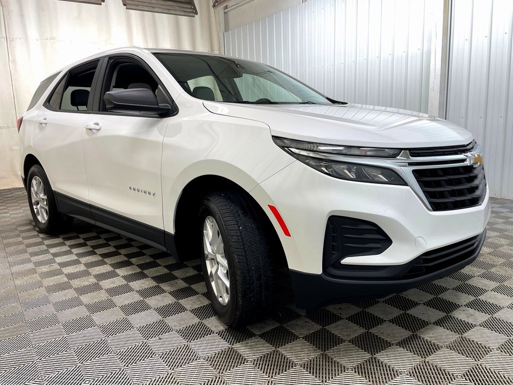 Certified 2024 Chevrolet Equinox LS w/ LS Convenience Package image 45