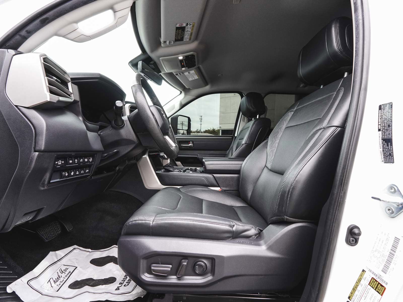 Used 2024 Toyota Tundra Limited image 30