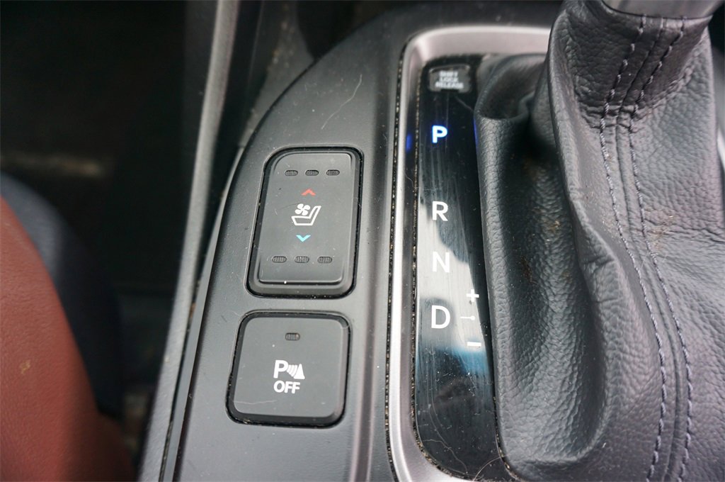 Used 2014 Hyundai Santa Fe Sport 2.0T w/ Technology Package 05 image 12