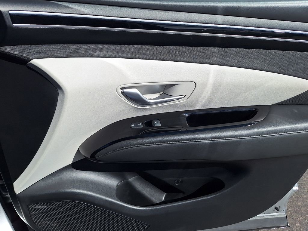 Certified 2023 Hyundai Tucson Limited image 29