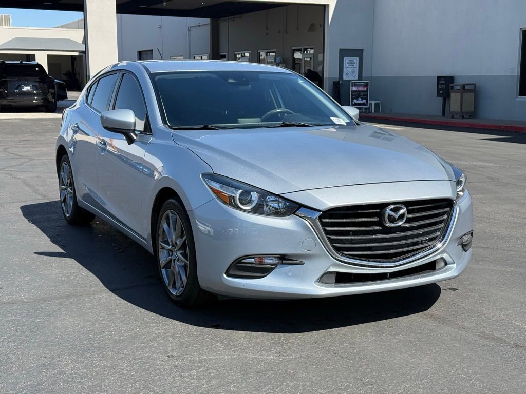 Used 2018 MAZDA MAZDA3 Touring image 1