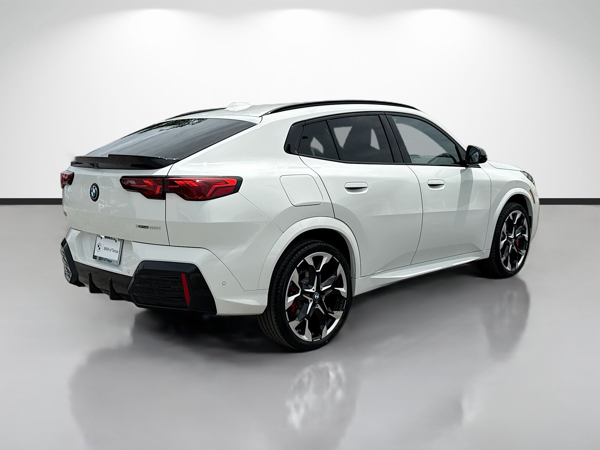 New 2026 BMW X2 xDrive28i w/ Technology Package AWD/4WD image 3
