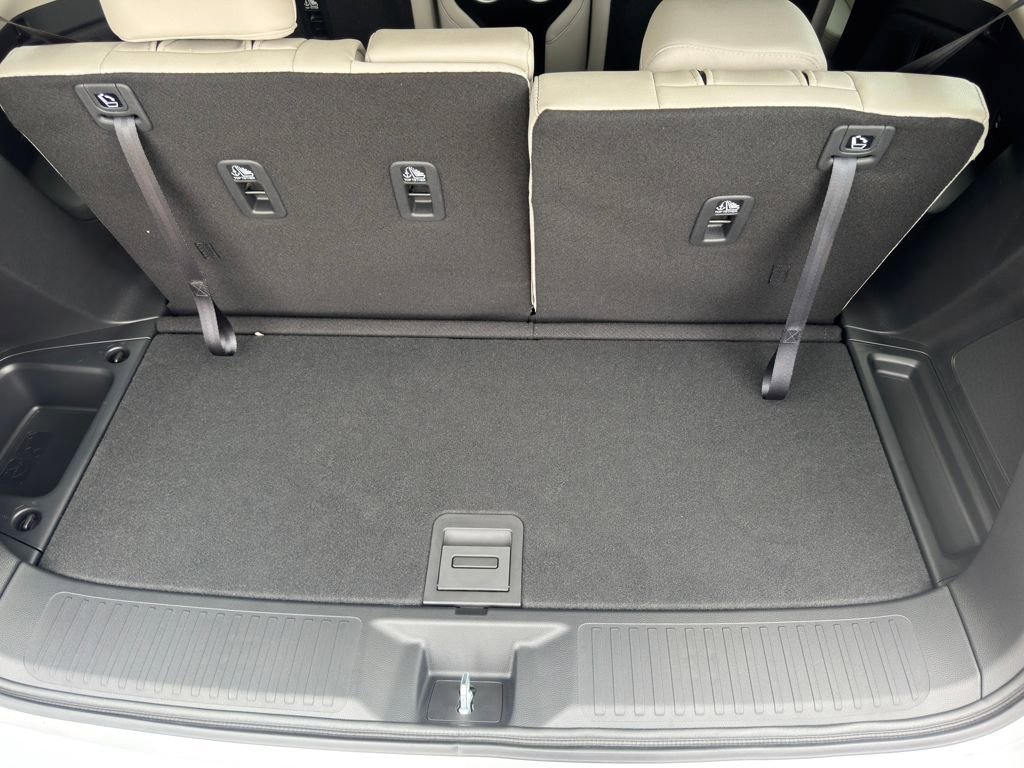 New 2026 Honda Pilot Touring image 13