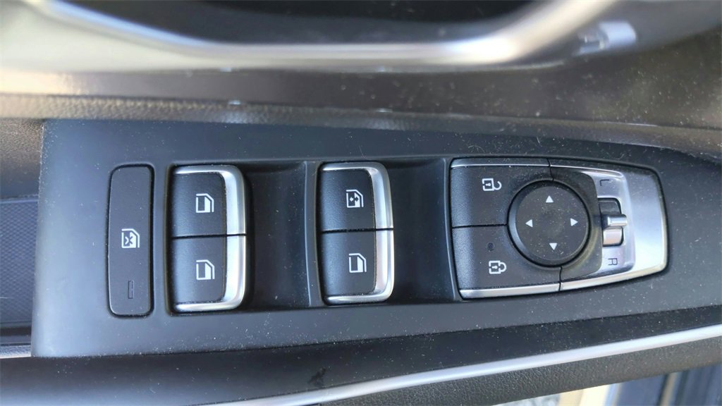 Used 2022 Kia Sorento LX image 16