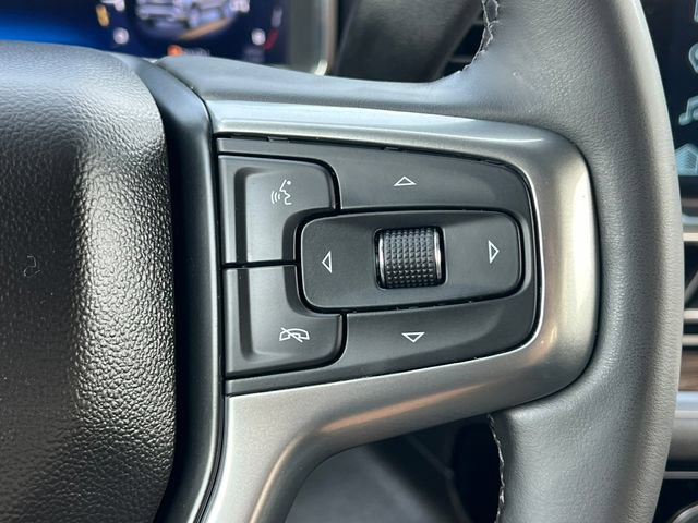 Used 2024 Chevrolet Silverado 1500 LT AWD/4WD image 25