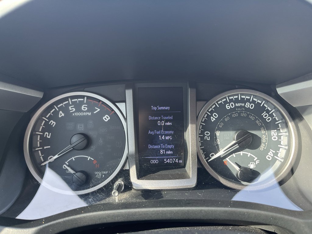 Used 2017 Toyota Tacoma Limited image 13