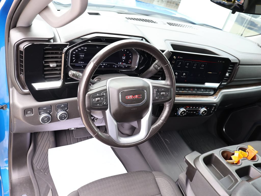 Certified 2022 GMC Sierra 1500 Elevation w/ LPO, Elevation Black Package AWD/4WD image 26