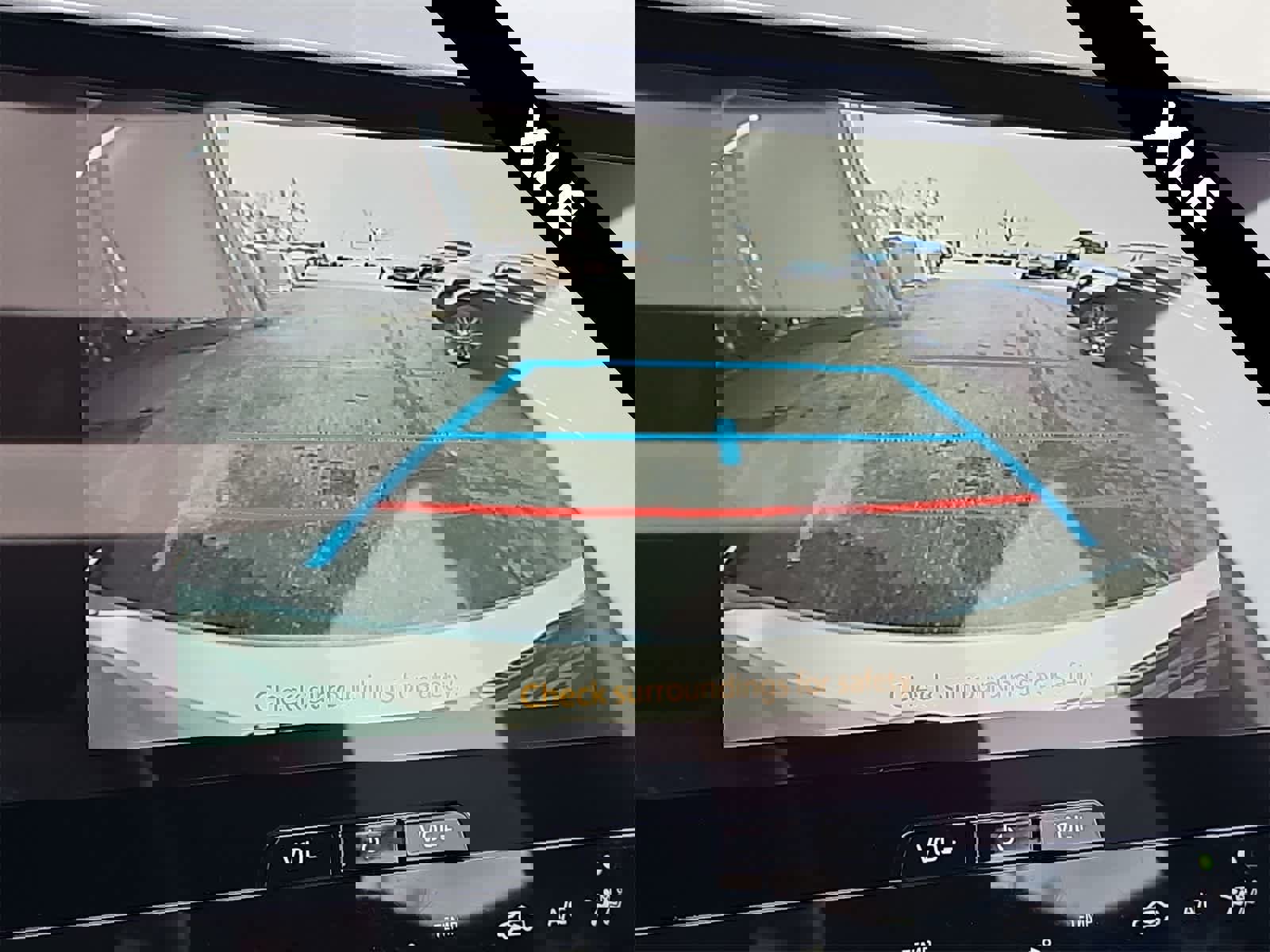 Used 2024 Toyota bZ4X XLE w/ Weather Package image 26