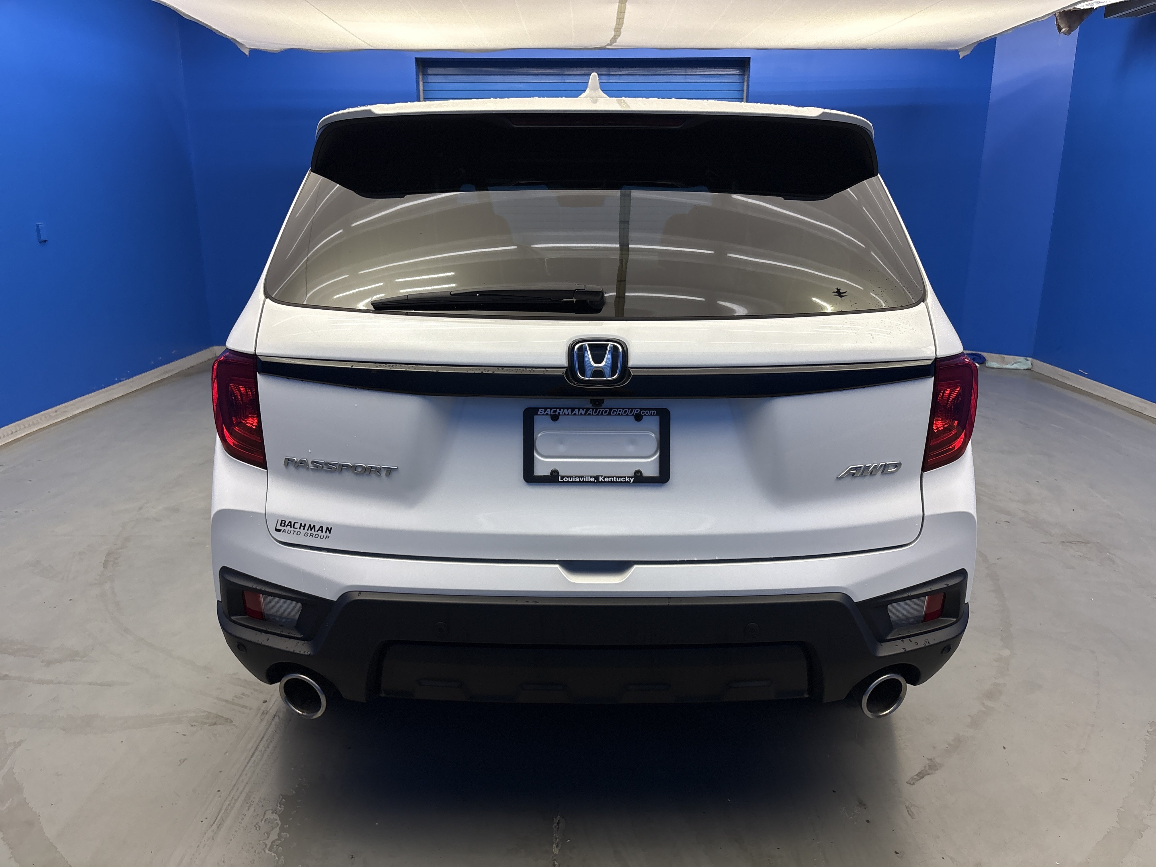 Used 2025 Honda Passport EX-L image 6