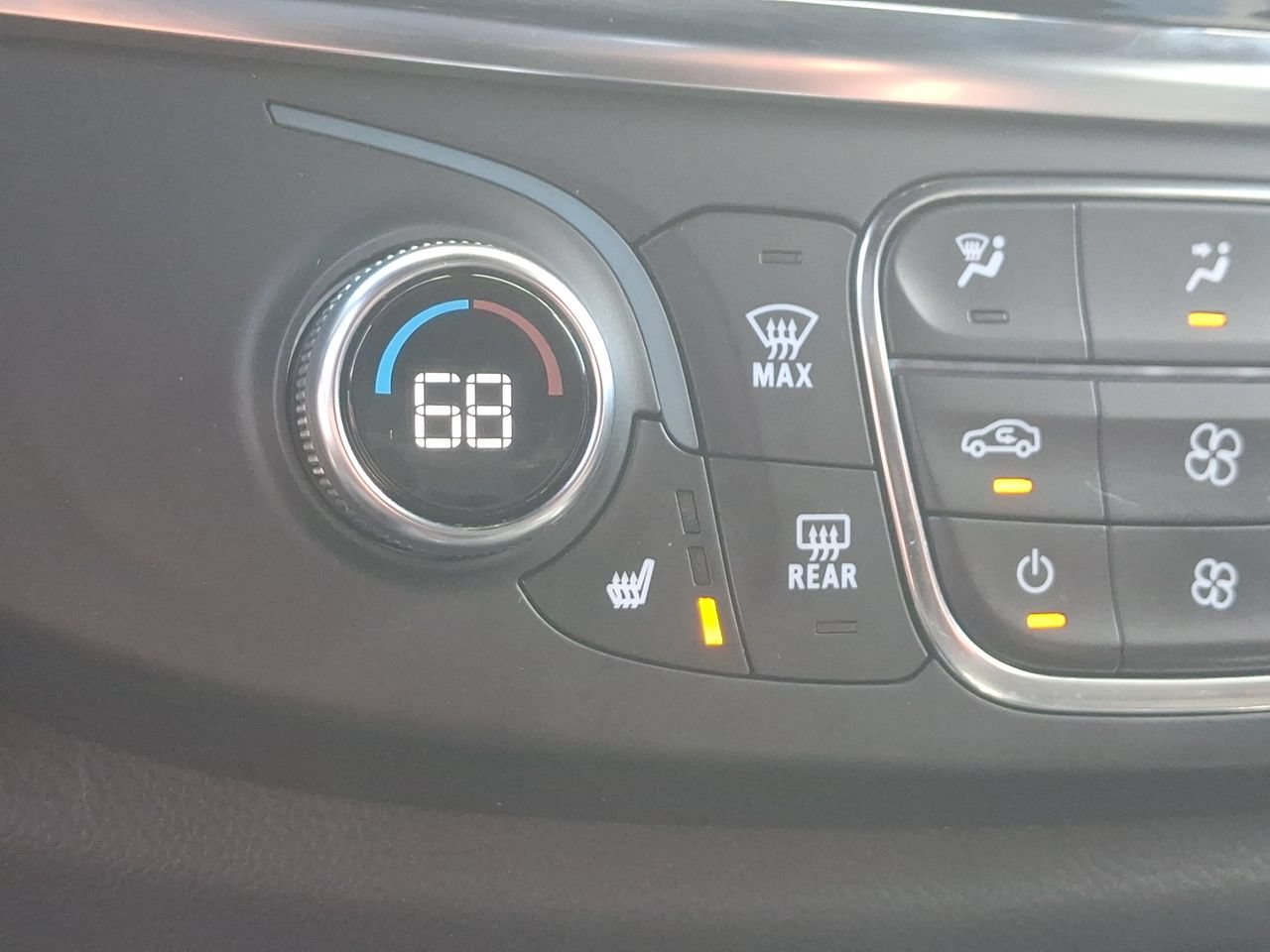 Certified 2023 Chevrolet Traverse LT AWD/4WD image 19
