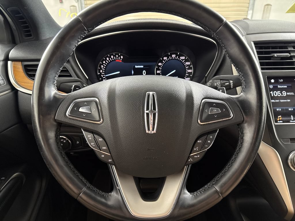 Used 2017 Lincoln MKC Select w/ Select Plus Package AWD/4WD image 14
