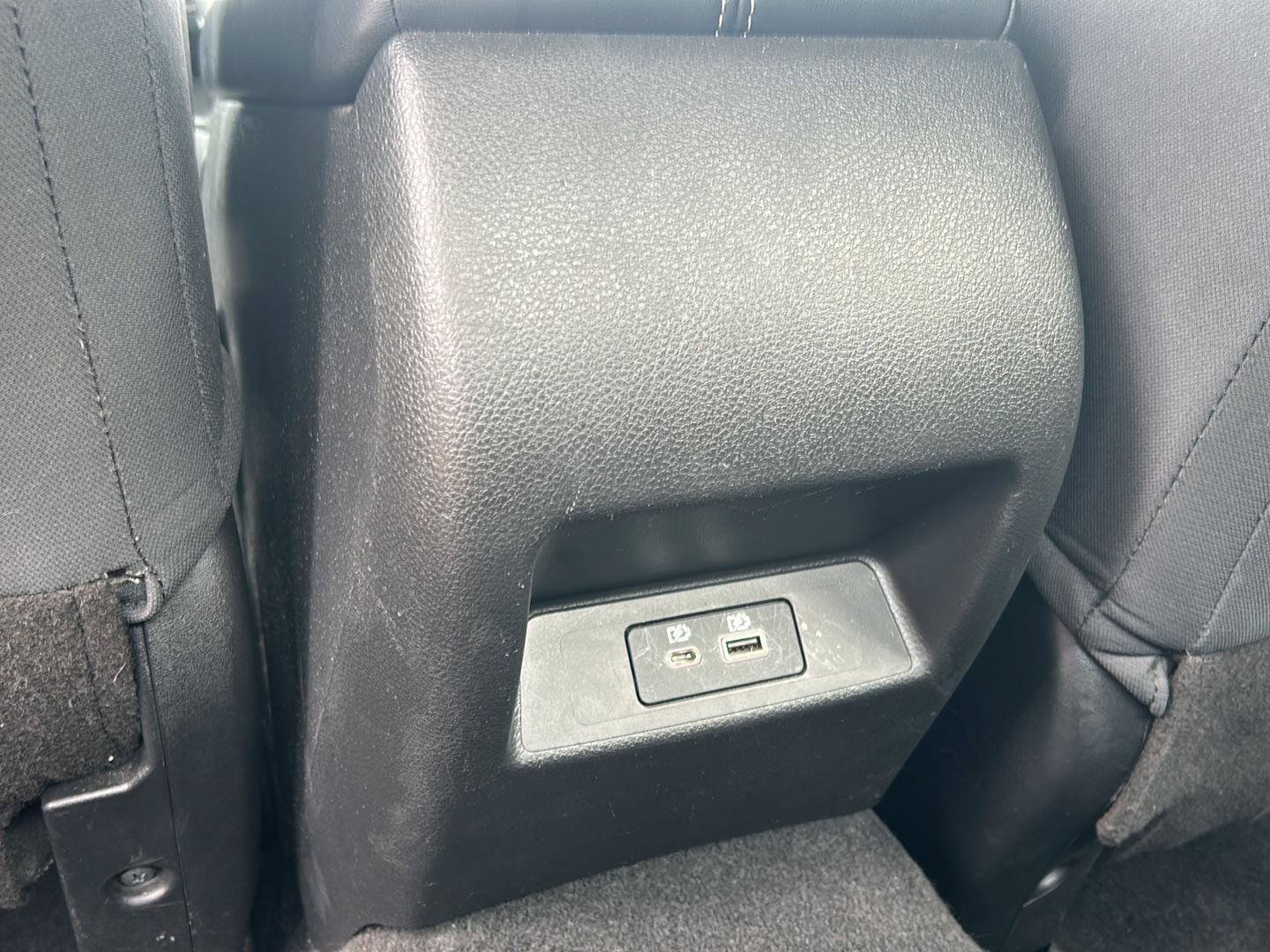 Used 2024 Nissan Altima 2.5 SV FWD image 21