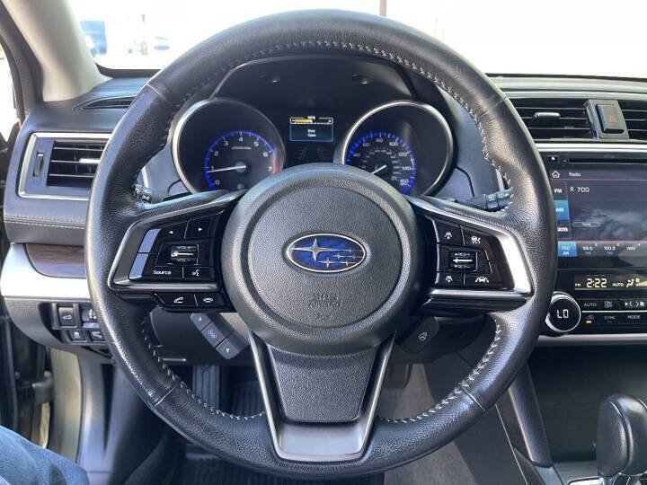 Used 2019 Subaru Outback 3.6R Touring w/ Popular Package #3A AWD/4WD image 15