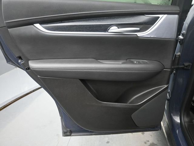 Certified 2025 Cadillac XT5 Premium Luxury image 14