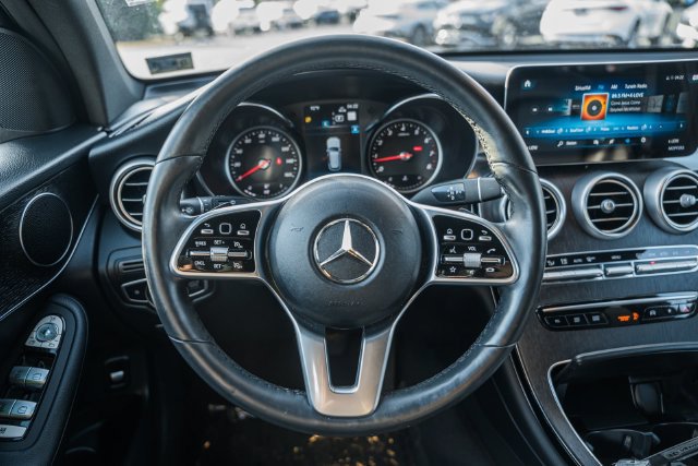 Used 2022 Mercedes-Benz GLC 300 4MATIC image 30