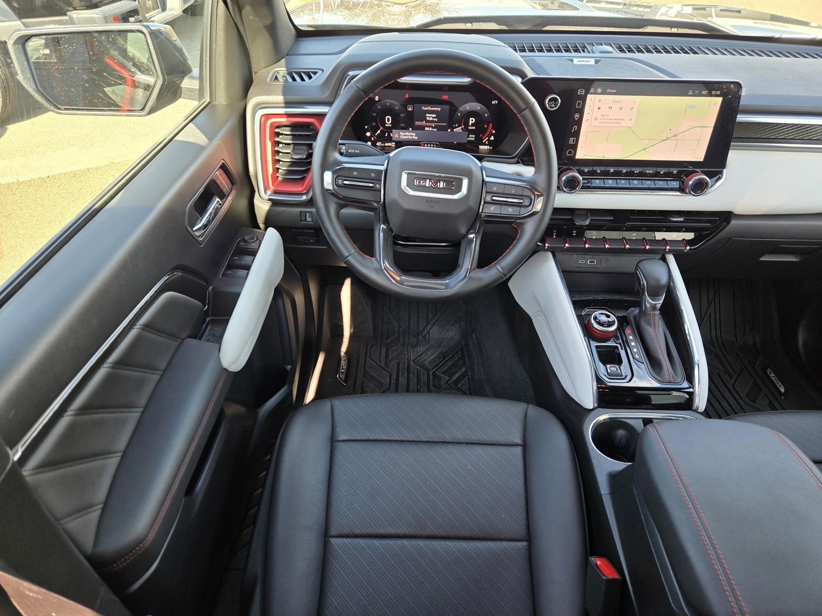 Used 2023 GMC Canyon AT4X image 11