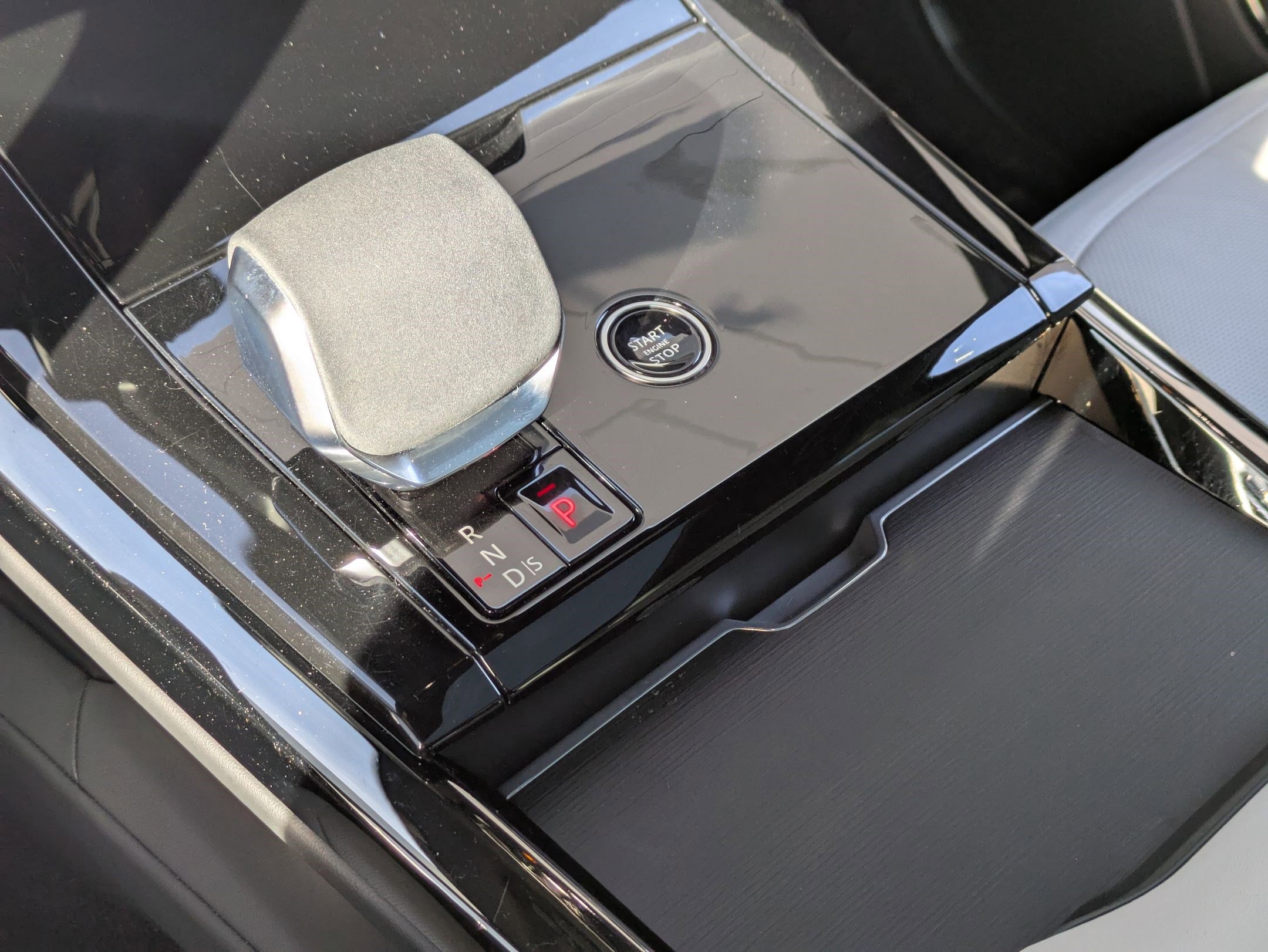 Used 2024 Land Rover Range Rover Sport SE image 22