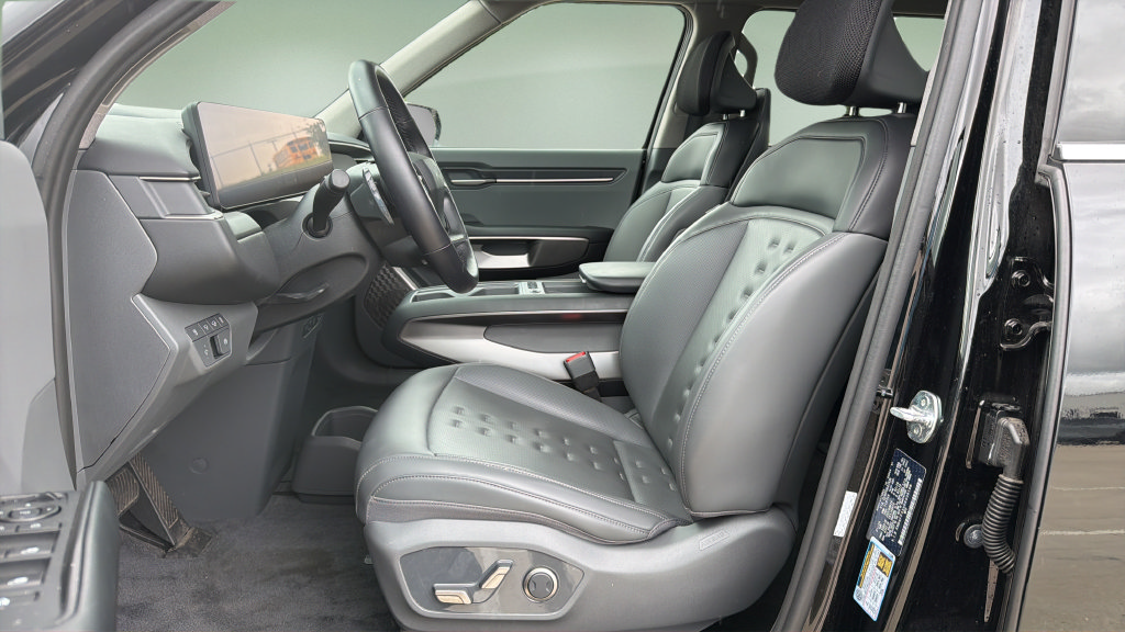 Used 2024 Kia EV9 Wind AWD/4WD image 29