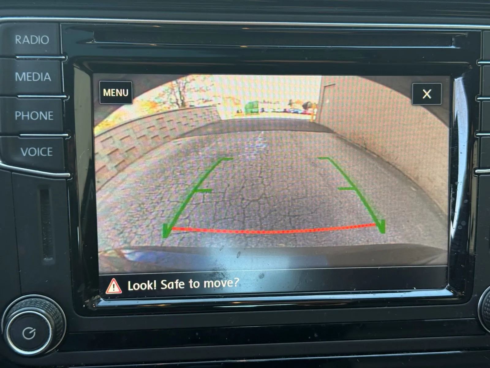 Used 2018 Volkswagen Passat 3.6 SEL Premium image 28