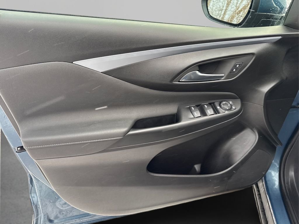 Used 2024 Buick Envista Preferred image 23