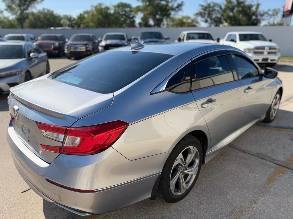 Used 2018 Honda Accord EX image 5