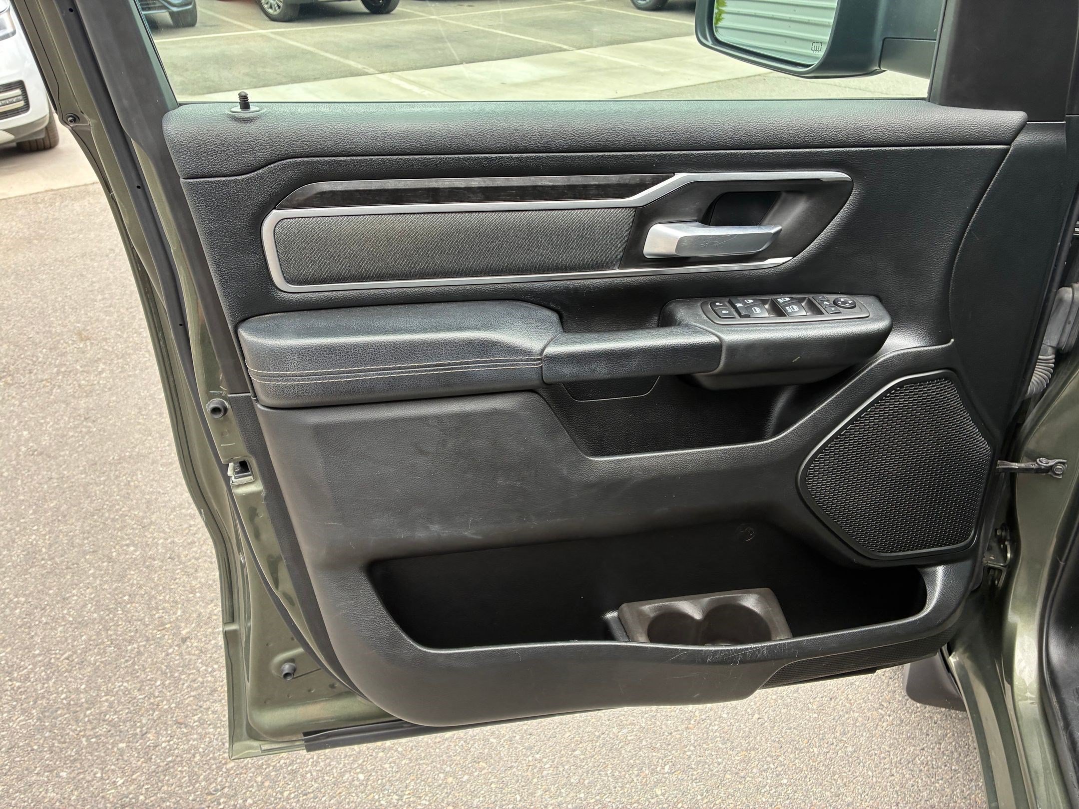 Used 2021 RAM 1500 Big Horn AWD/4WD image 12