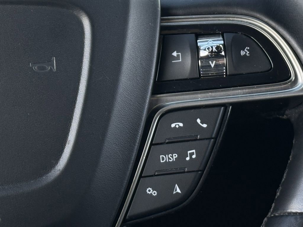 Used 2020 Lincoln Nautilus Reserve image 13