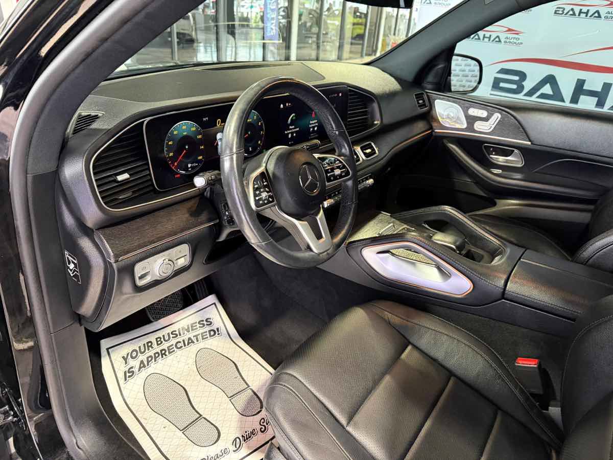 Used 2020 Mercedes-Benz GLE 350 4MATIC w/ Premium Package image 32