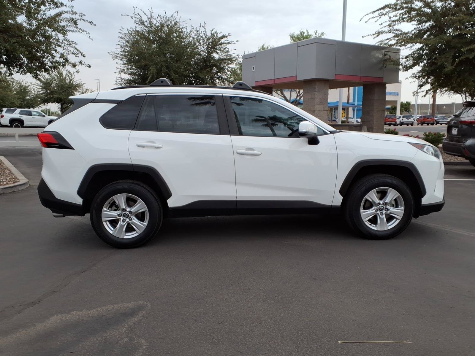Certified 2021 Toyota RAV4 XLE w/ Convenience Package AWD/4WD image 3