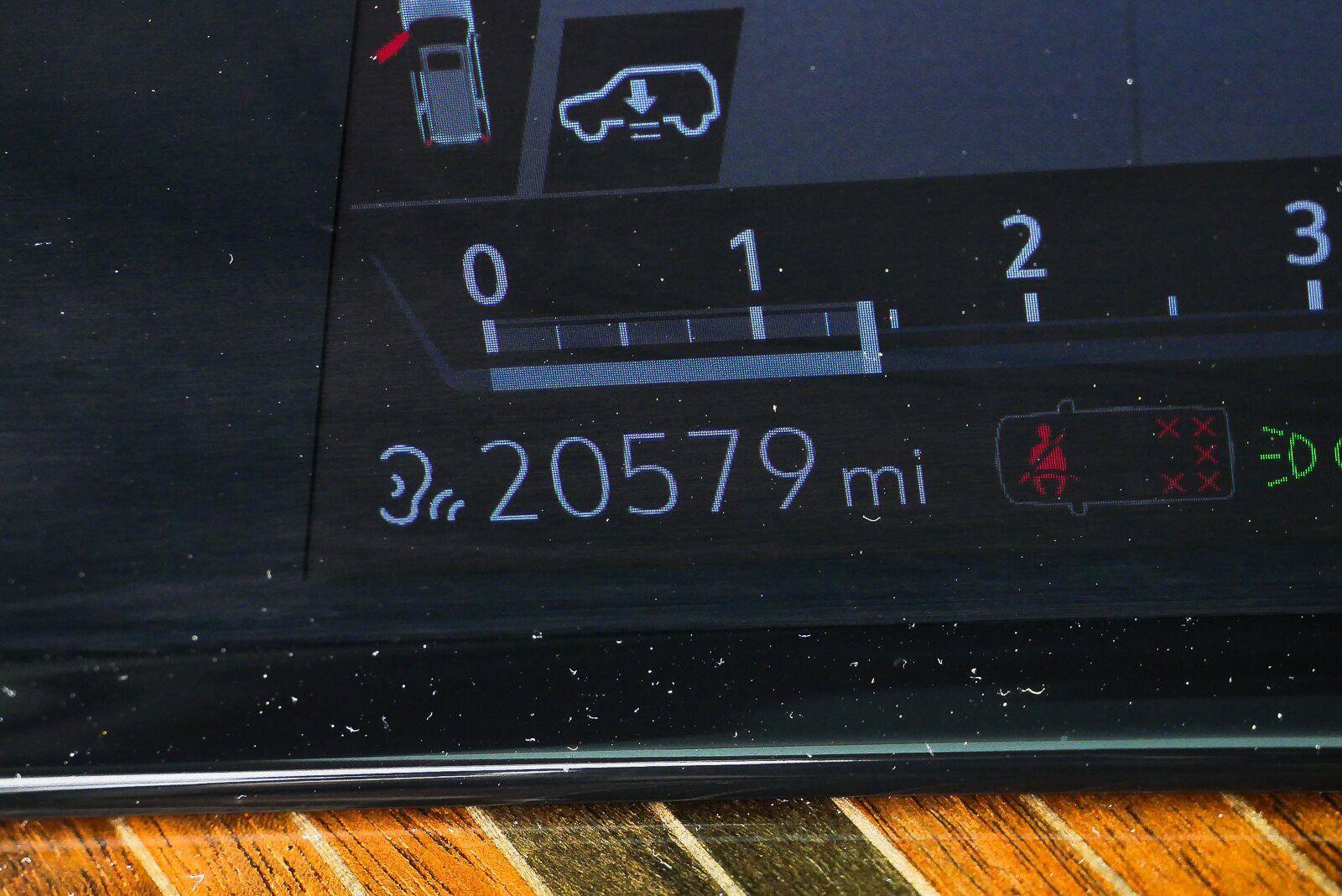 Used 2023 Cadillac Escalade ESV Sport Platinum AWD/4WD image 14