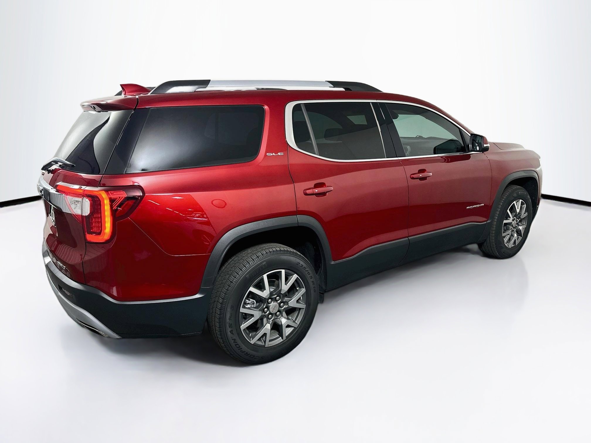 Used 2023 GMC Acadia SLE w/ Driver Convenience Package AWD/4WD image 9