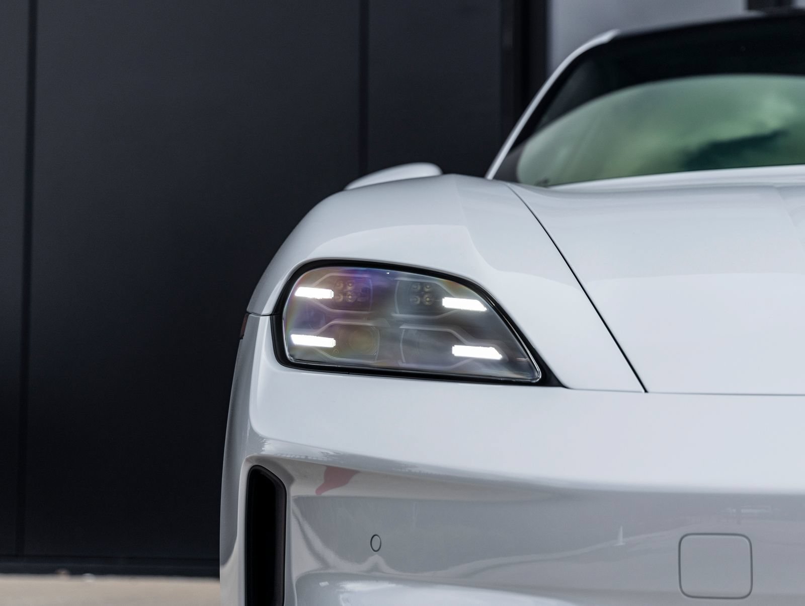 New 2026 Porsche Taycan AWD/4WD image 19